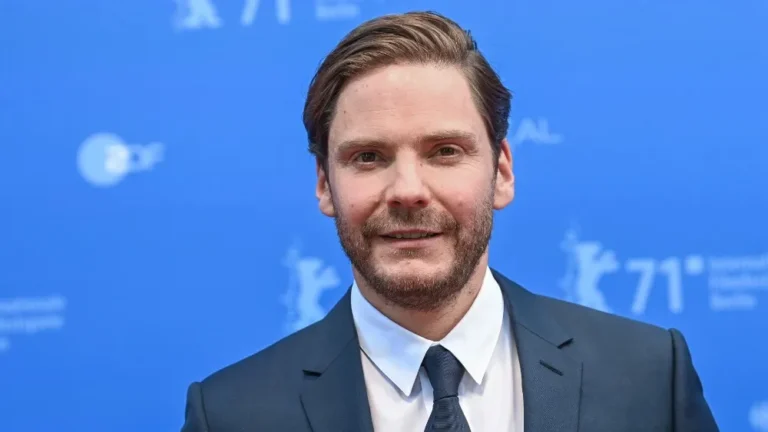 Daniel Brühl – Eine umfassende Analyse einer internationalen Schauspielkarriere